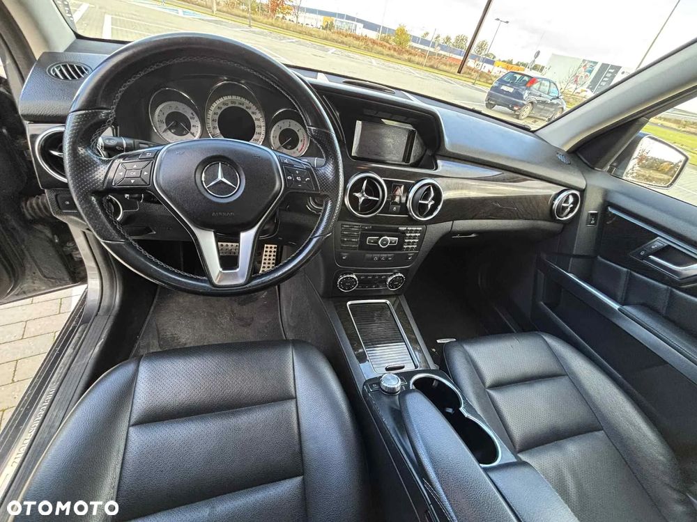 Mercedes-Benz GLK - 9