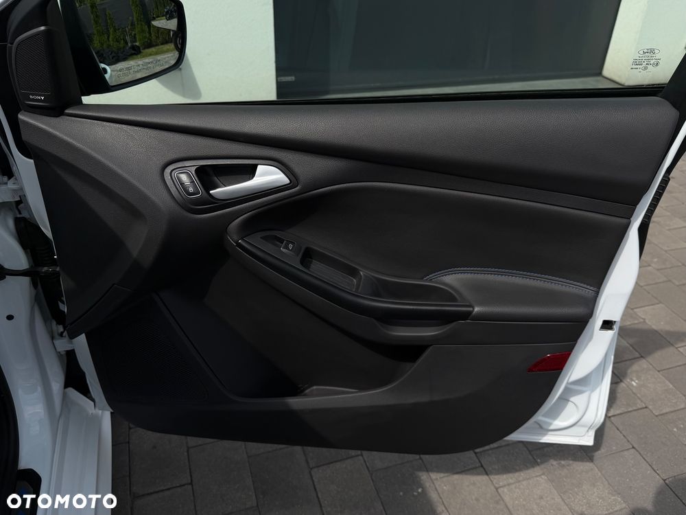 Ford Focus 2.3 EcoBoost S&S Allrad RS - 31
