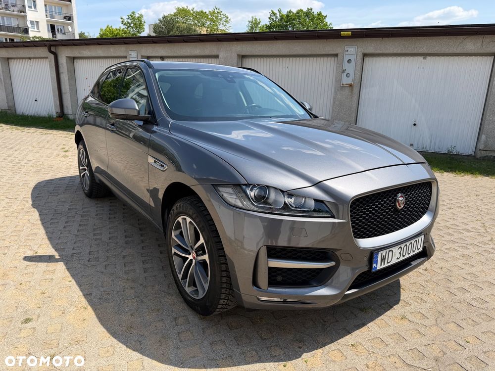 Jaguar F-Pace 2.0 i4D AWD R-Sport - 2