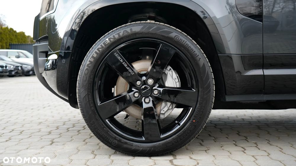 Land Rover Defender 3.0 D350 mHEV X-Dynamic HSE - 12