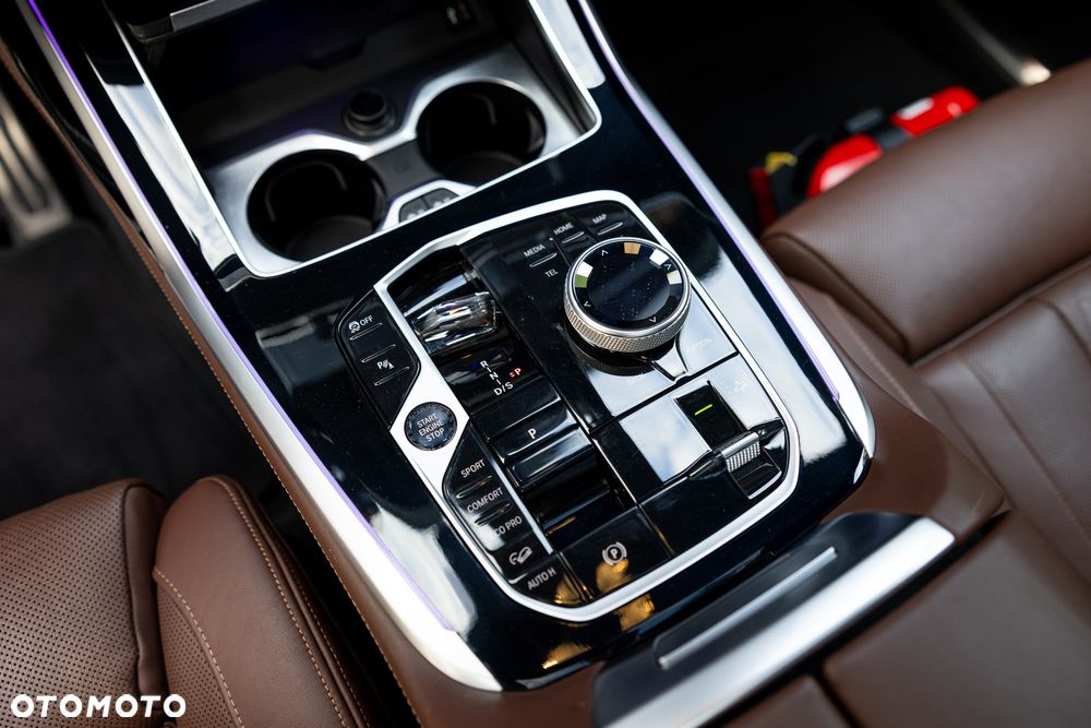 BMW X7 xDrive40d mHEV sport - 27