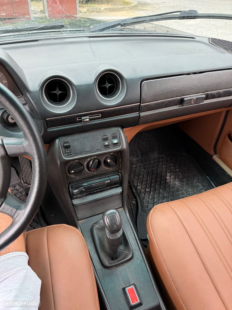 Mercedes-Benz W123 (1976-1986) - 11
