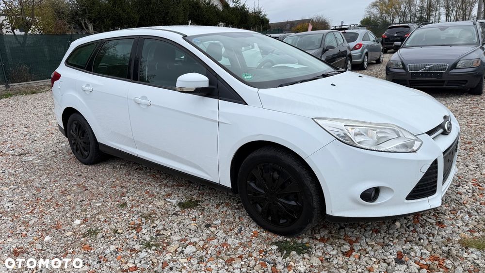 Ford Focus 2012 photo 3