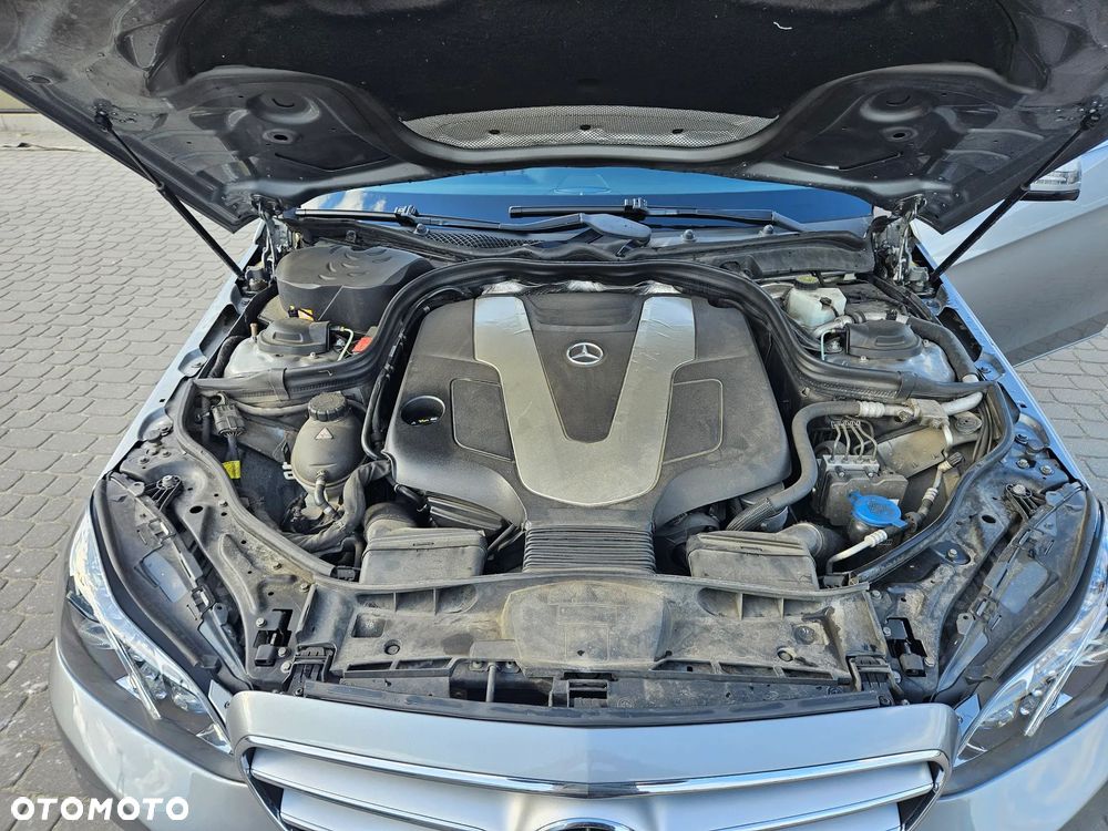 Mercedes-Benz Klasa E 300 BlueTEC 7G-TRONIC Elegance - 15