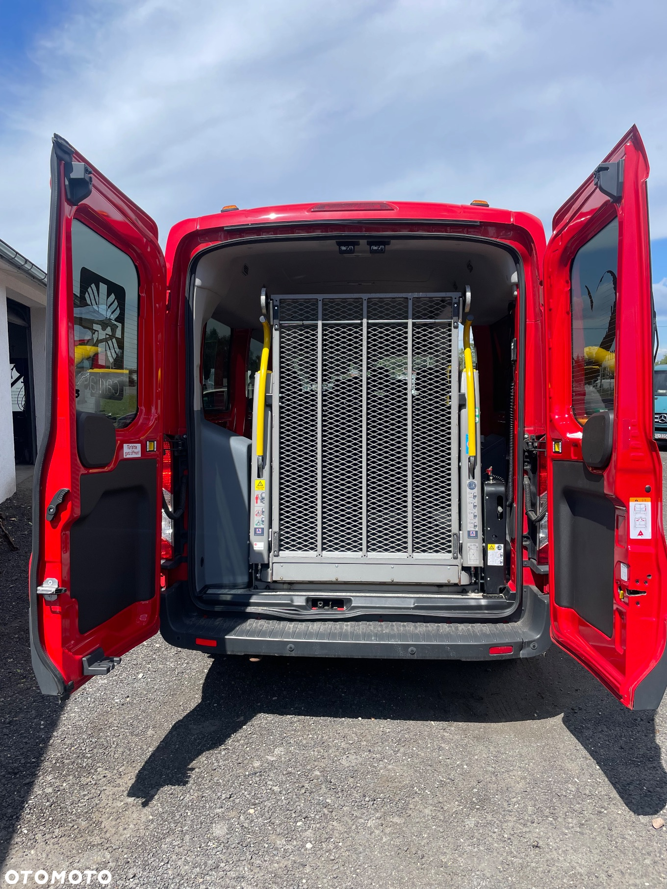 Ford Transit 310 L2H2 Ambiente - 9