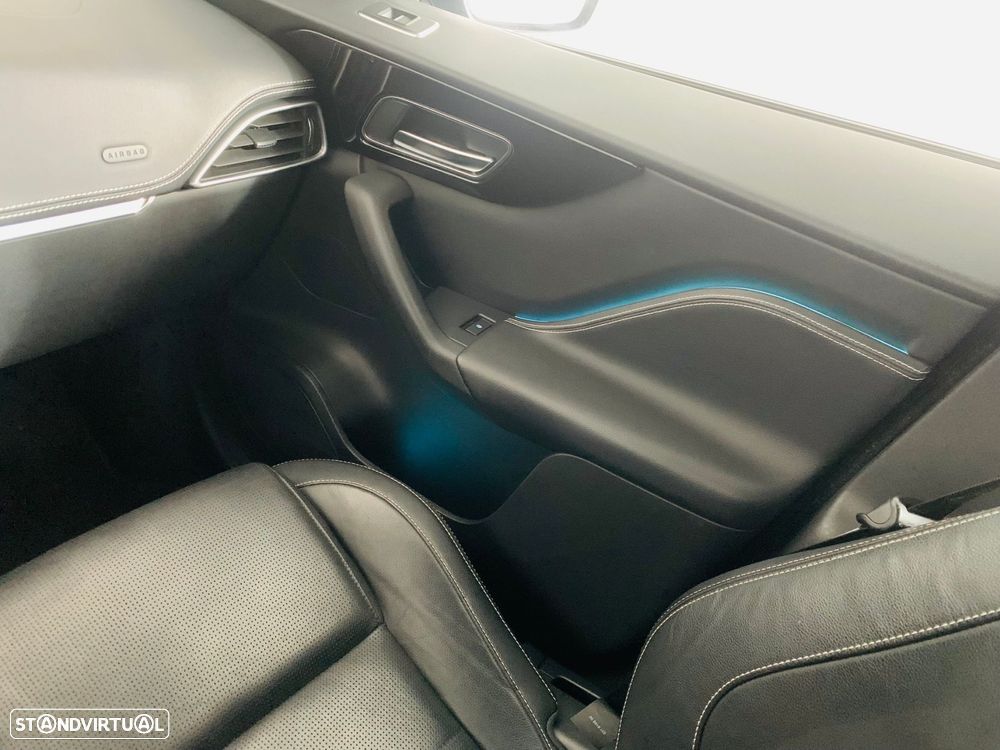 Jaguar F-Pace 2.0 i4D R-Sport AWD - 38