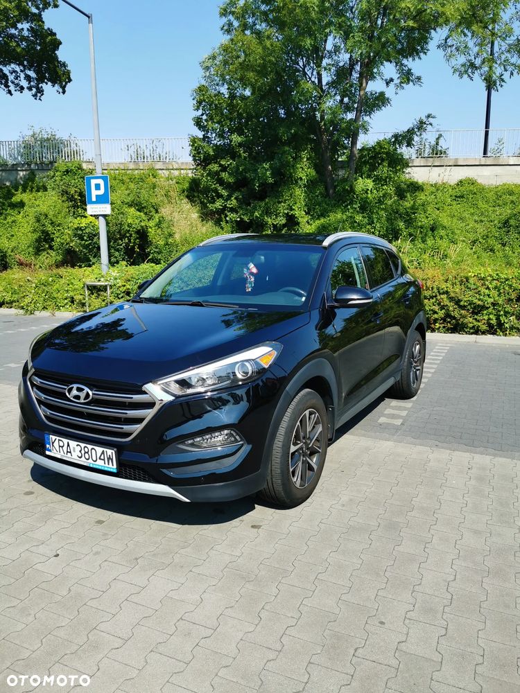 Hyundai Tucson - 2