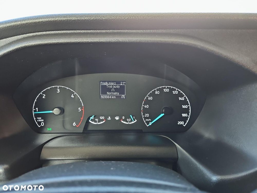 Ford transit - 22
