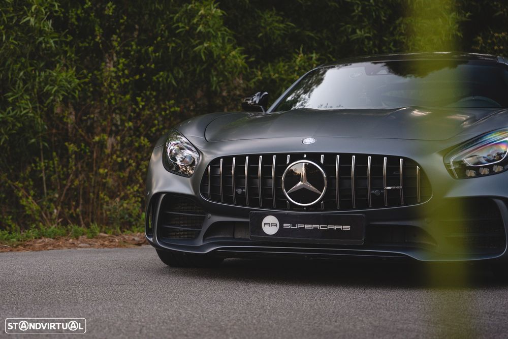 Mercedes-Benz AMG GT R - 3