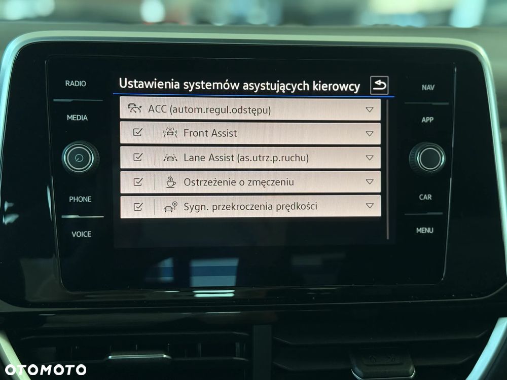Volkswagen T-Roc 1.5 TSI R-Line Plus DSG - 12