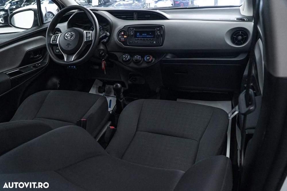 Toyota Yaris 1.0 VVT-i Comfort - 3