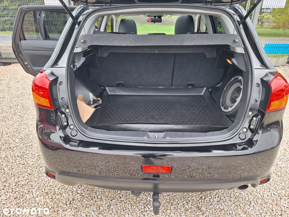 Mitsubishi ASX 2.2 DI-D 4WD Automatik Diamant Edition - 31