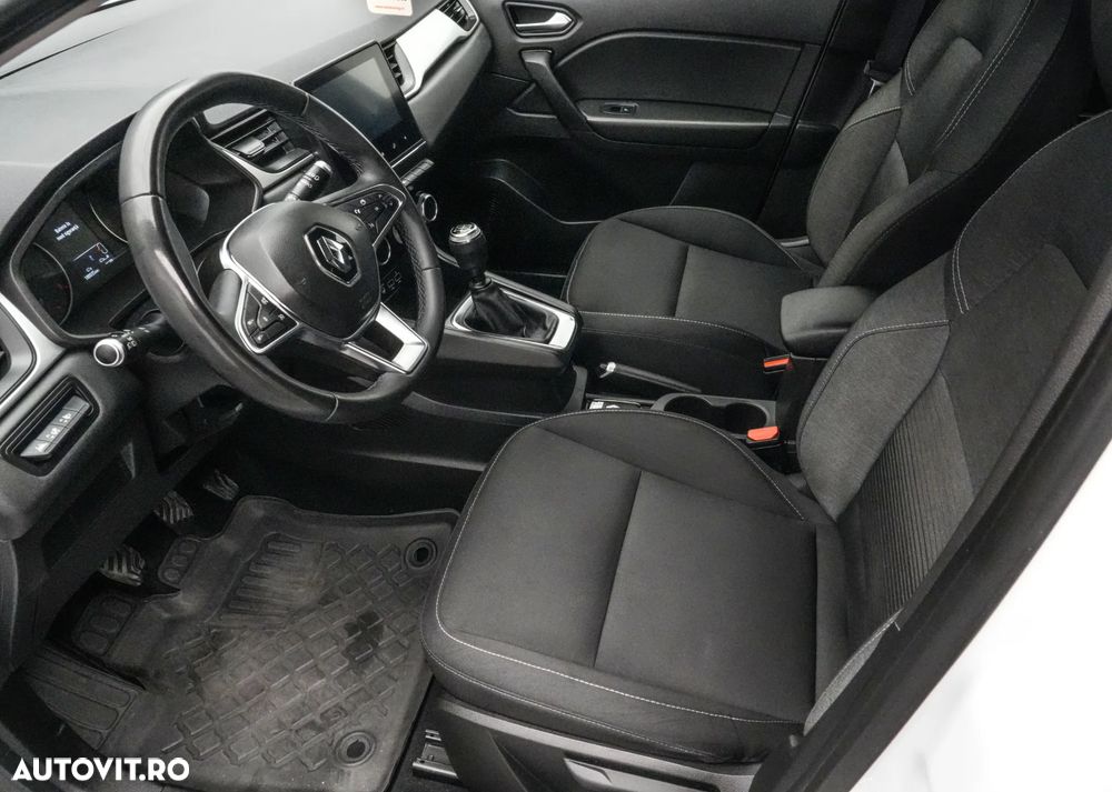 Renault Captur MHEV 140 Techno - 12