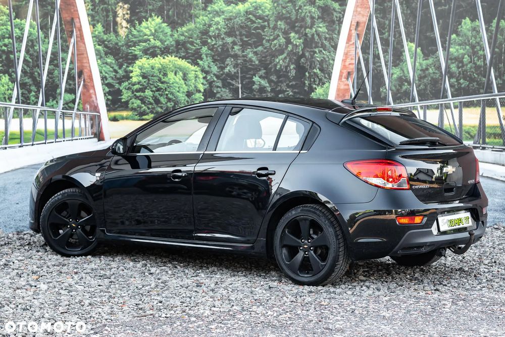 Chevrolet Cruze - 13