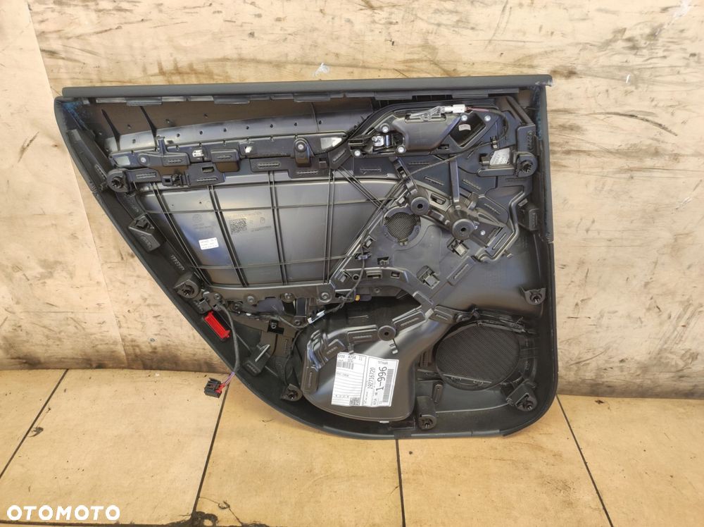 boczek tapicerka drzwi prawy tył audi a3 rs3 8v hb 5d alcantara - 7