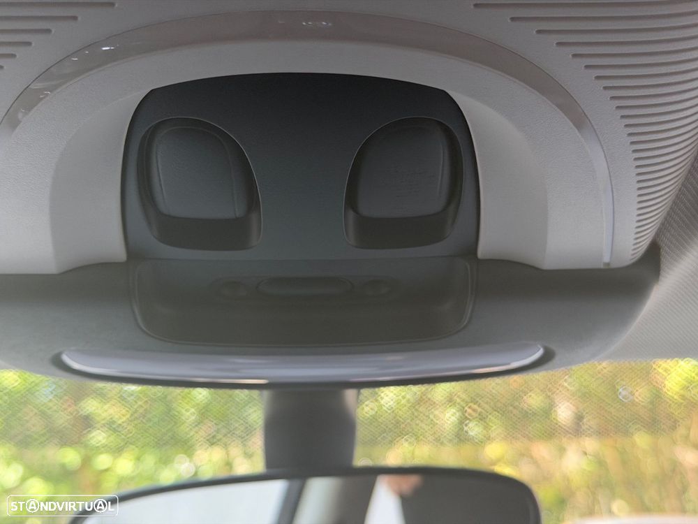 MINI 3 Portas One - 35