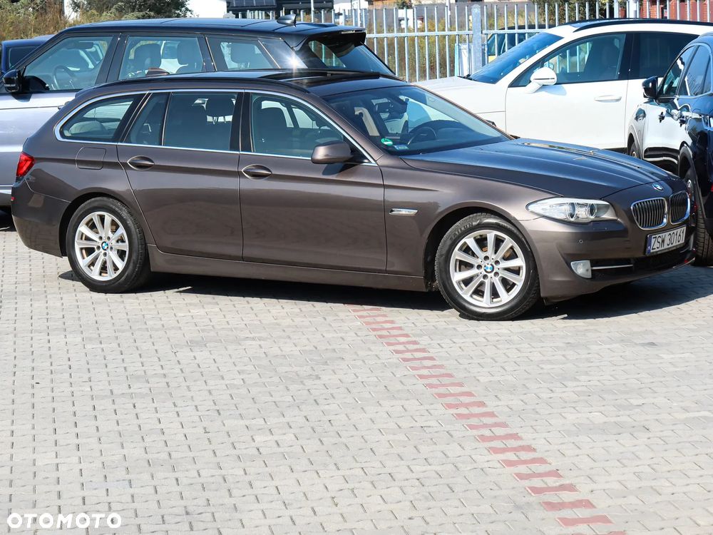 BMW Seria 5 520d Touring - 29
