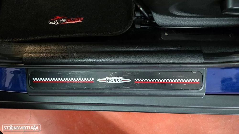 MINI 5 Portas One D - 19