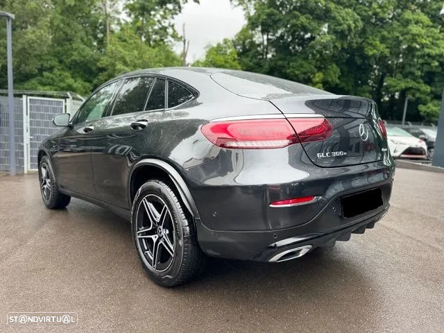 Mercedes-Benz GLC 300 e Coupé 4Matic - 8