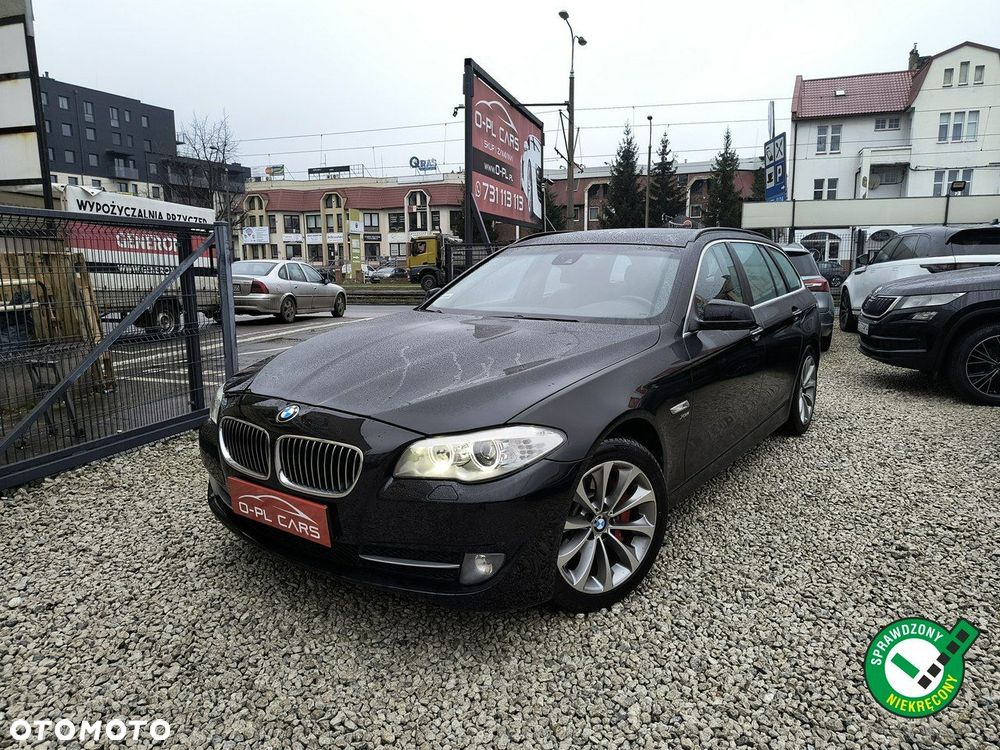 BMW Seria 5 525d xDrive Luxury Line - 1