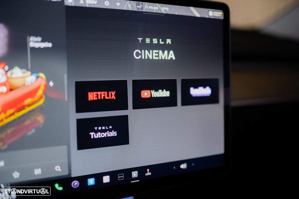 Tesla Model Y Long Range Dual Motor AWD - 38