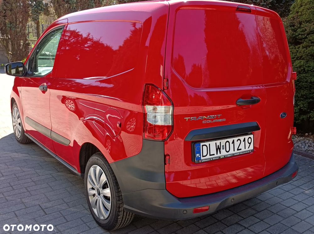 Ford TRANSIT COURIER - 4