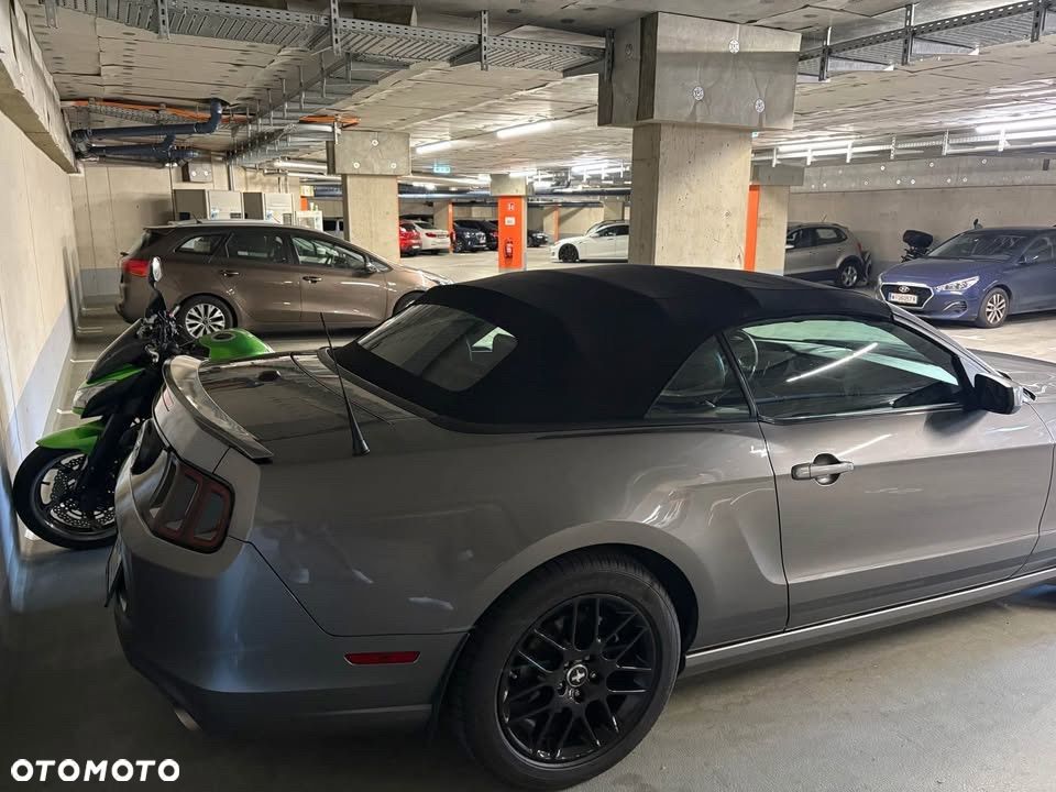 Ford Mustang 3.7 V6 Premium - 15
