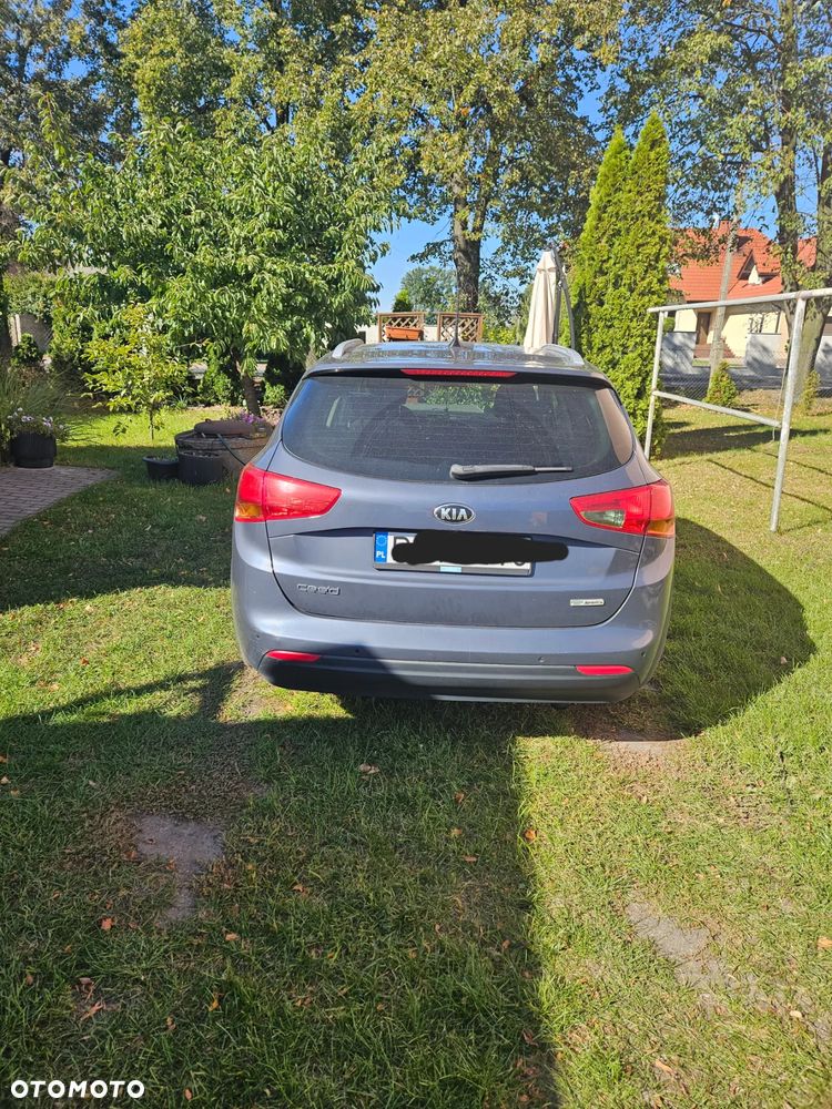Kia Ceed - 4