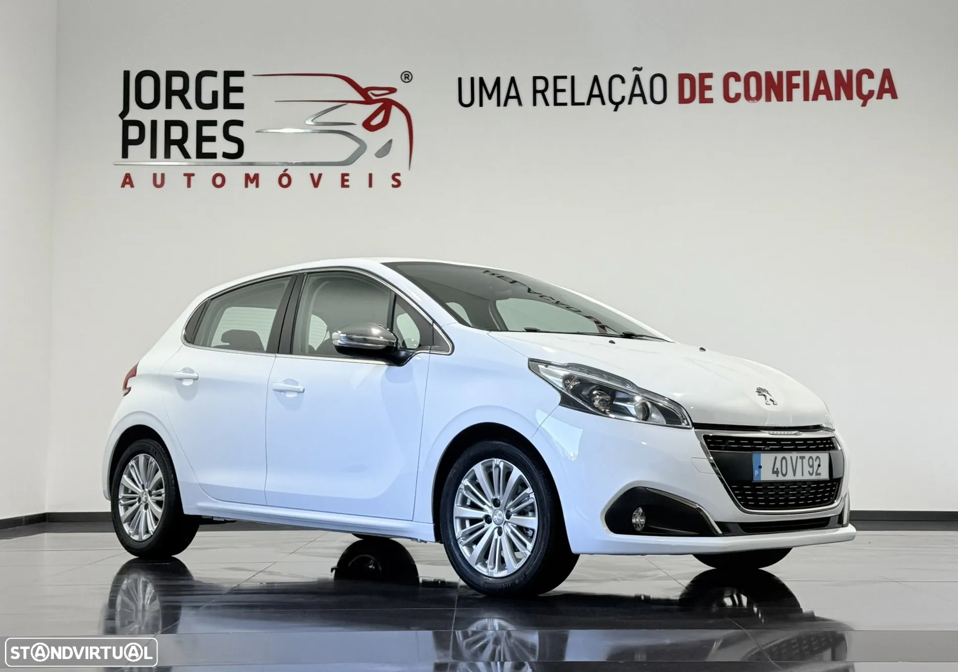Peugeot 208 1.2 PureTech Allure - 2