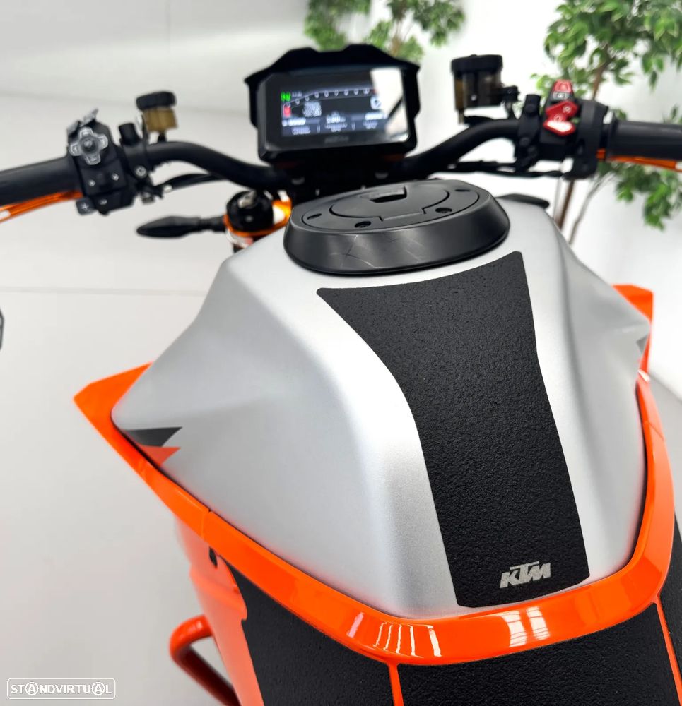 KTM Superduke 1290 R - 9