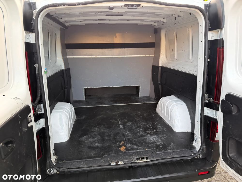 Renault trafic - 8