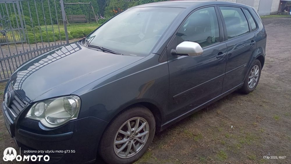 Volkswagen Polo - 1