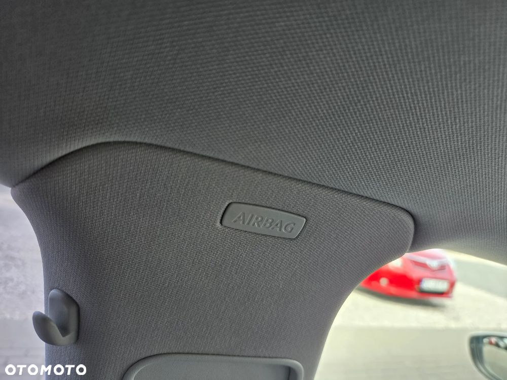 Volkswagen Passat 1.4 TSI BlueMotion Technology Highline - 21