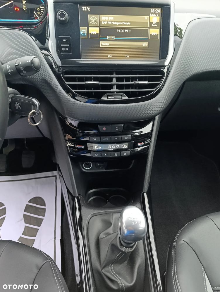 Peugeot 2008 BlueHDi FAP 120 STOP & START Allure - 8