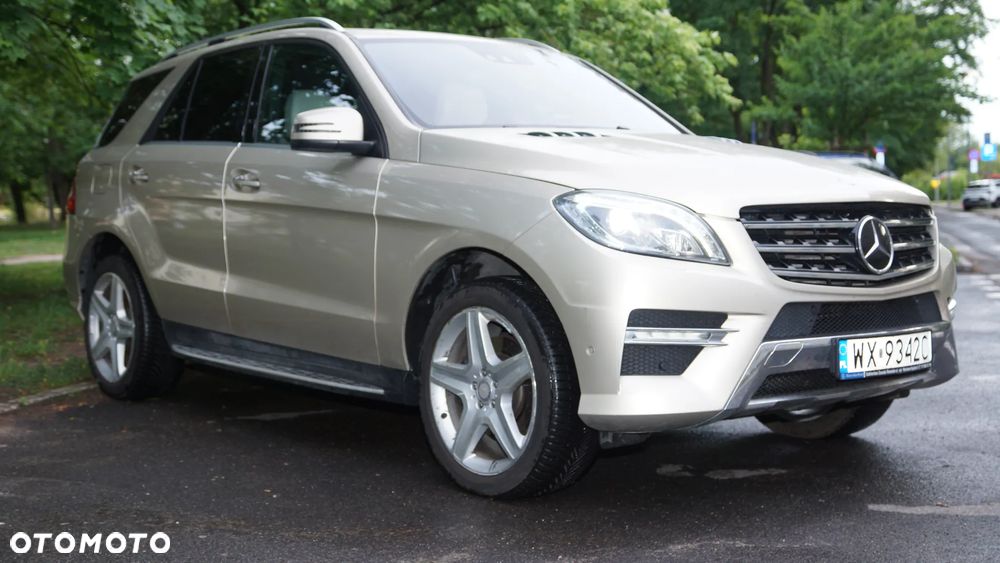 Mercedes-Benz ML 350 BlueTec 4-Matic - 3