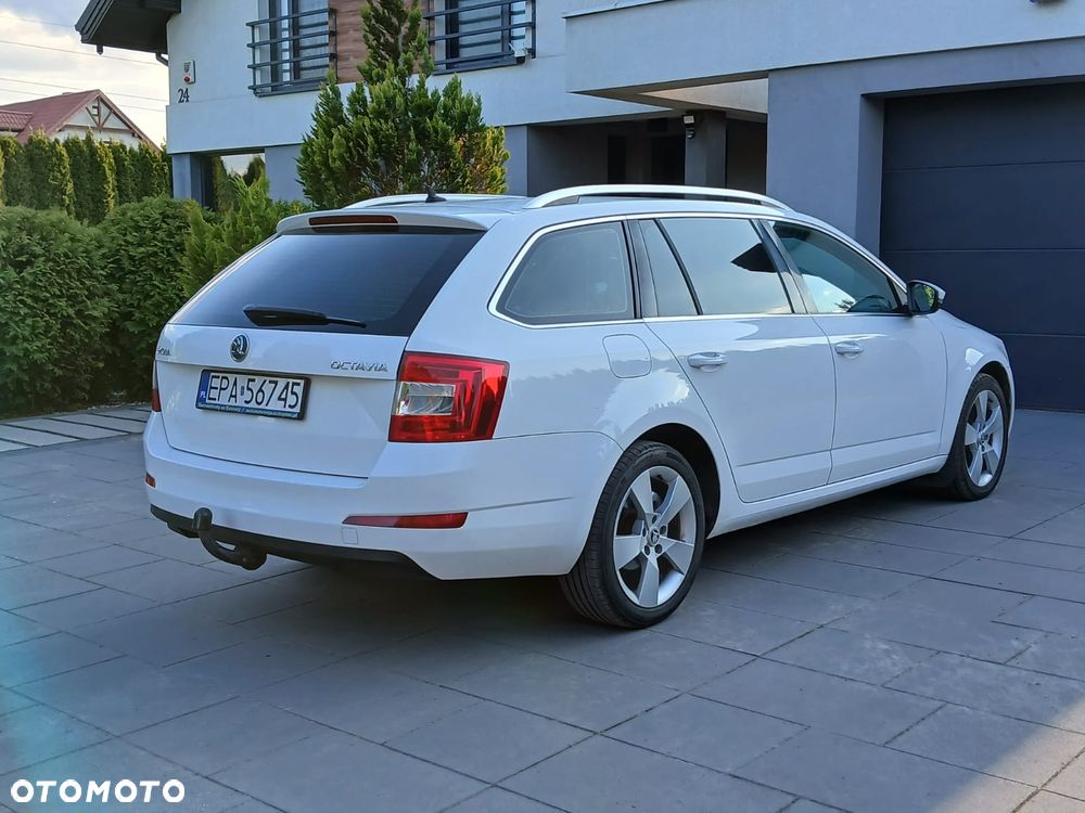 Skoda Octavia 2.0 TDI Green tec DSG Elegance - 17