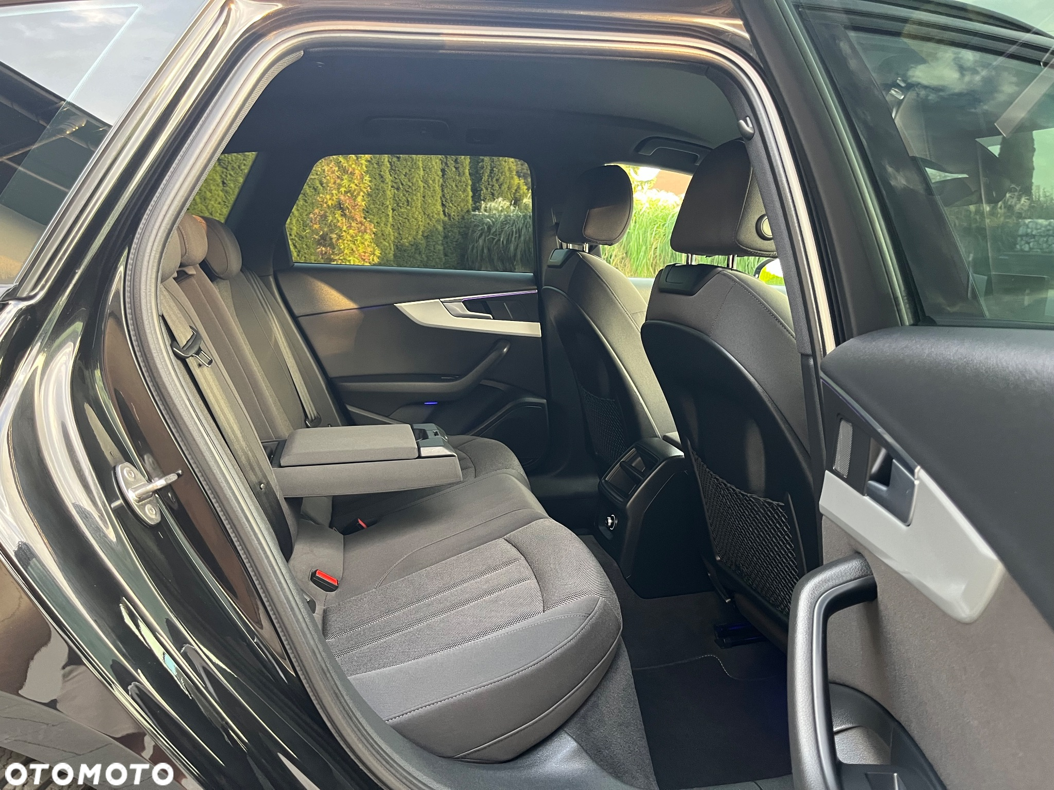 Audi A4 Avant 2.0 TDI Design S tronic - 38