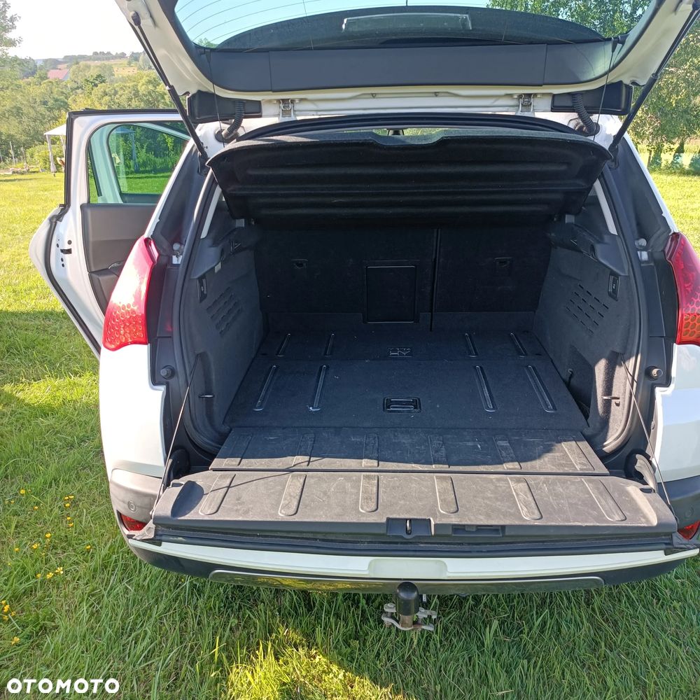 Peugeot 3008 2.0 HDi HYbrid4 - 4