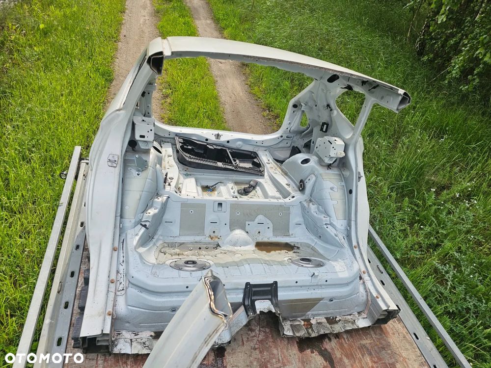 DUPA BŁOTNIK LEWY PRAWY TYŁ PAS WANNA BMW X1 E84 - 3