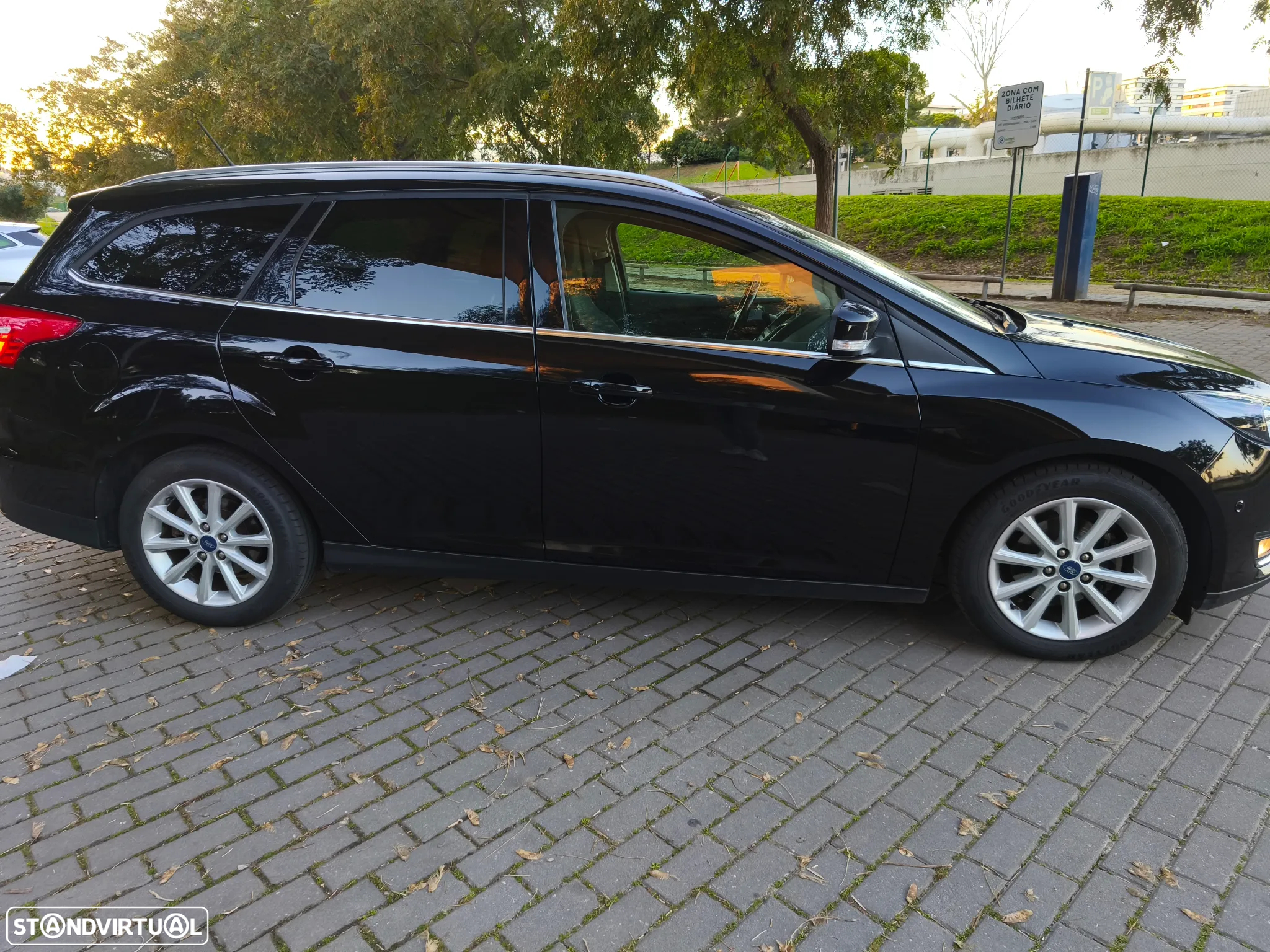Ford Focus SW 1.5 TDCi EcoBlue Titanium - 6