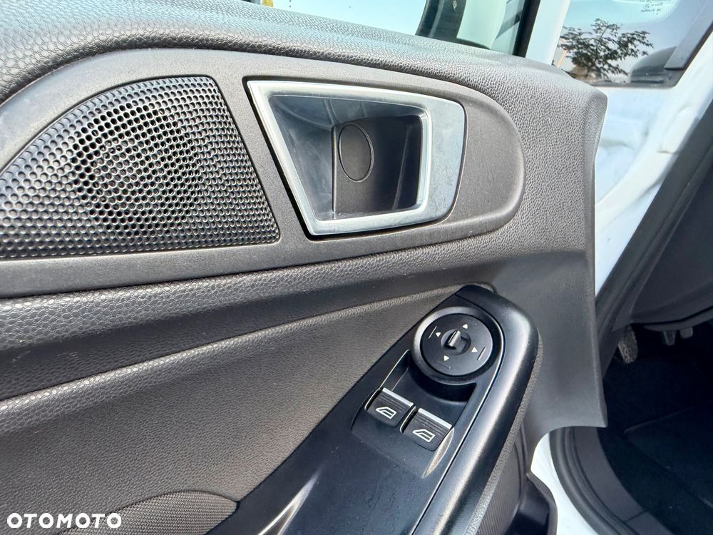 Ford Fiesta 1.0 EcoBoost Titanium X - 17