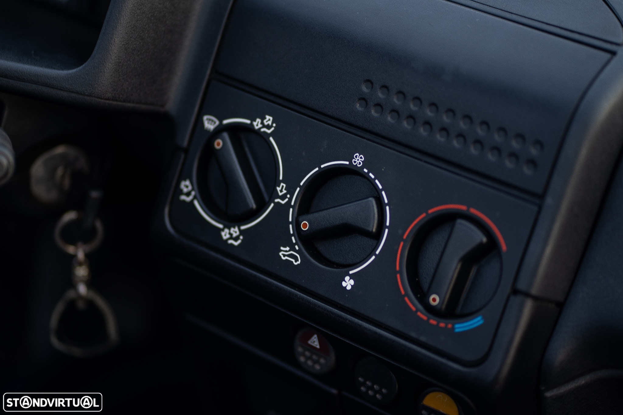 Peugeot 205 Cabrio 1.4 CT - 21