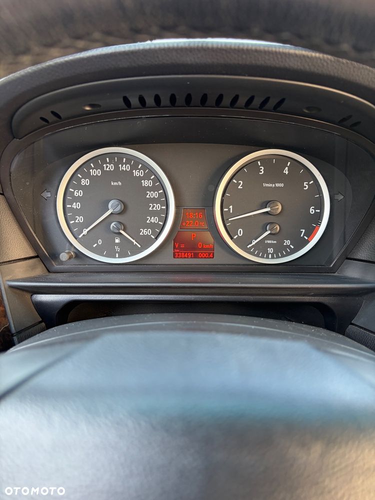 BMW Seria 5 - 8