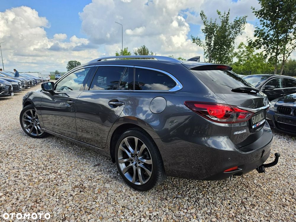 Mazda 6 - 12