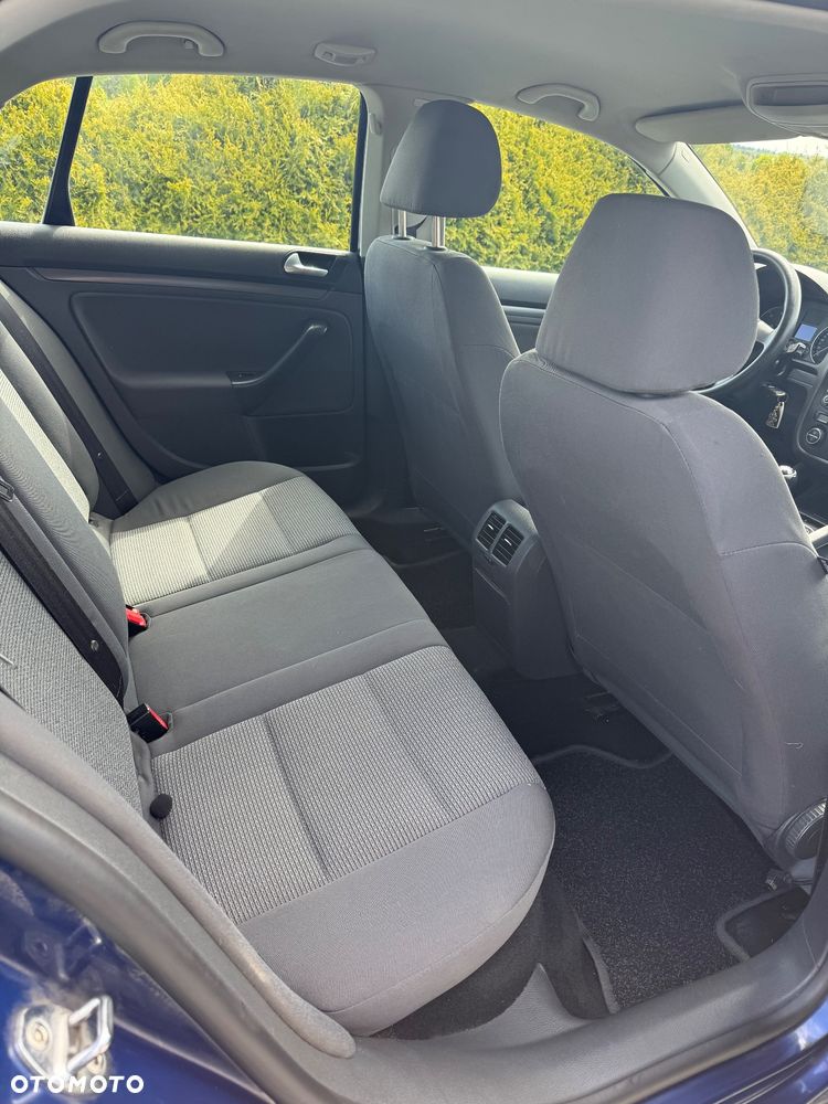 Volkswagen Jetta 1.9 TDI DPF Comfortline - 11