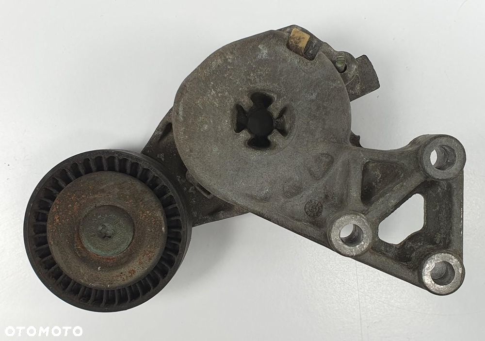 NAPINACZ PASKA ROLKA VW GOLF IV 2.0 06A903315E - 1