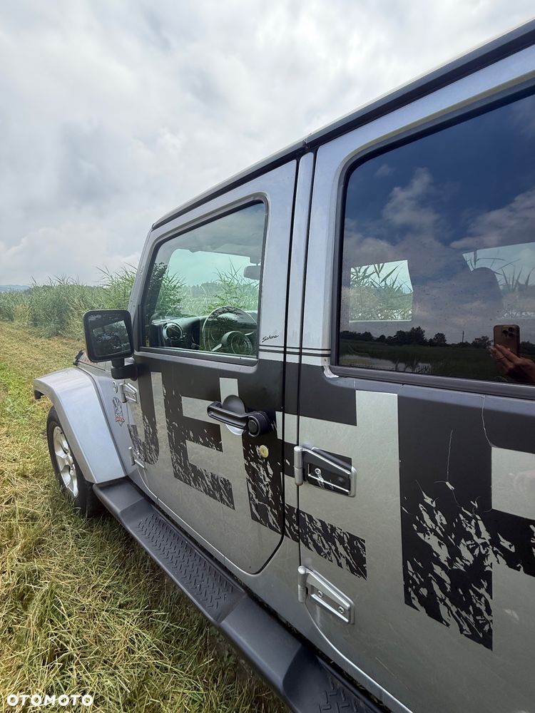 Jeep Wrangler 3.6 Unlim Sahara - 18