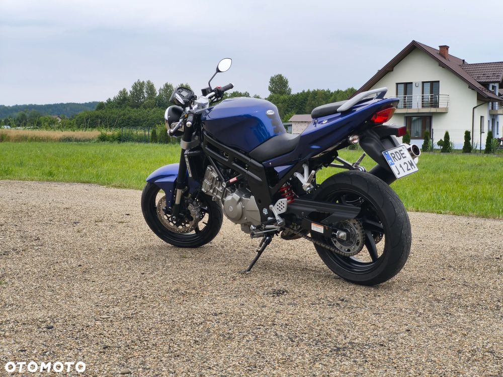 Hyosung GT Comet - 7