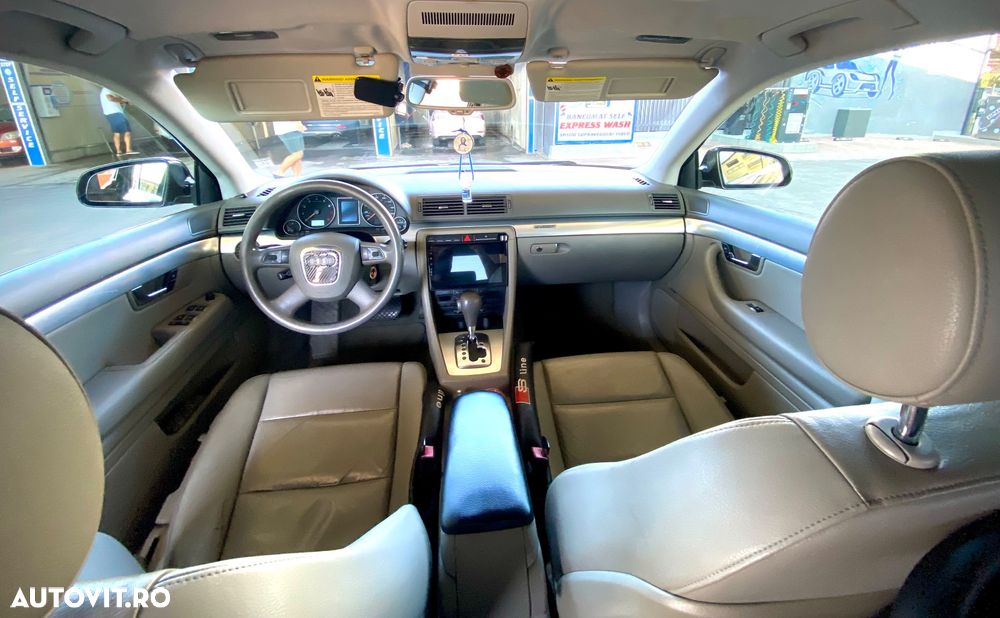 Audi A4 2.0 T FSI multitronic - 8