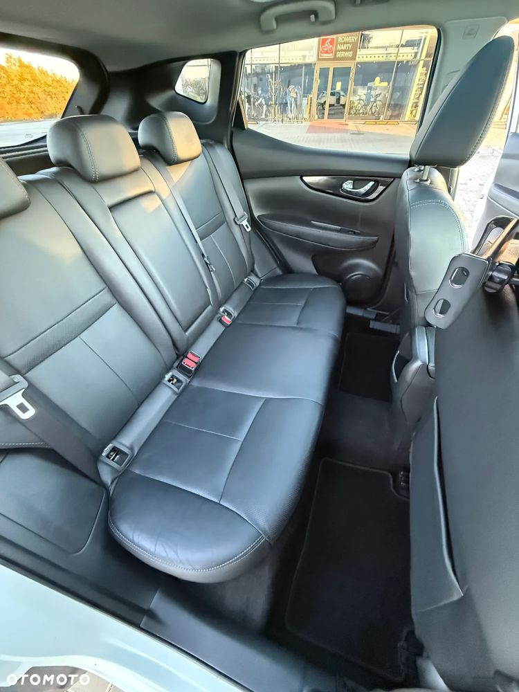 Nissan Qashqai 1.6 DCi Tekna EU6 - 17